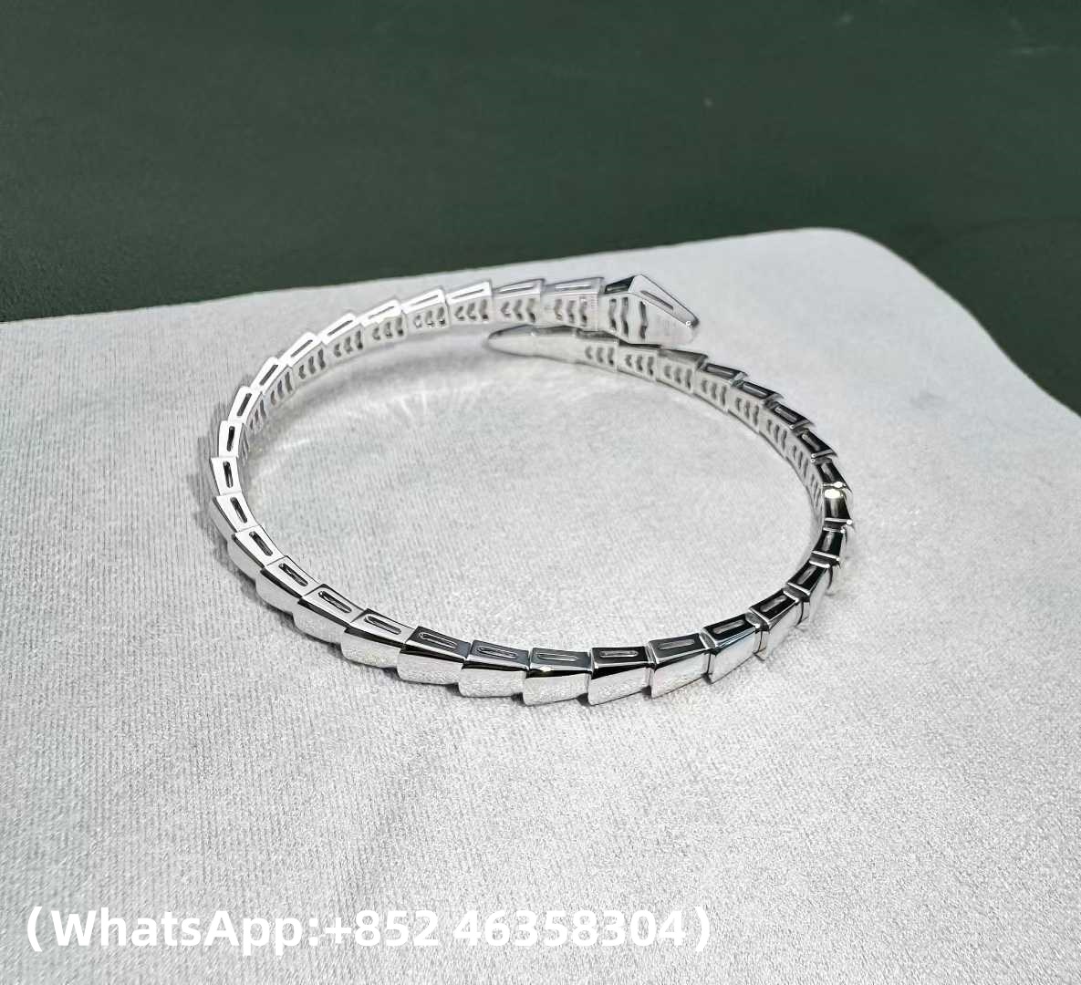 Premium 1:1 Bvlgari Serpenti Viper One-coil Bracelet set with Pavé Diamonds on the Head and Tail Replica – Custom Solid 18K White Gold