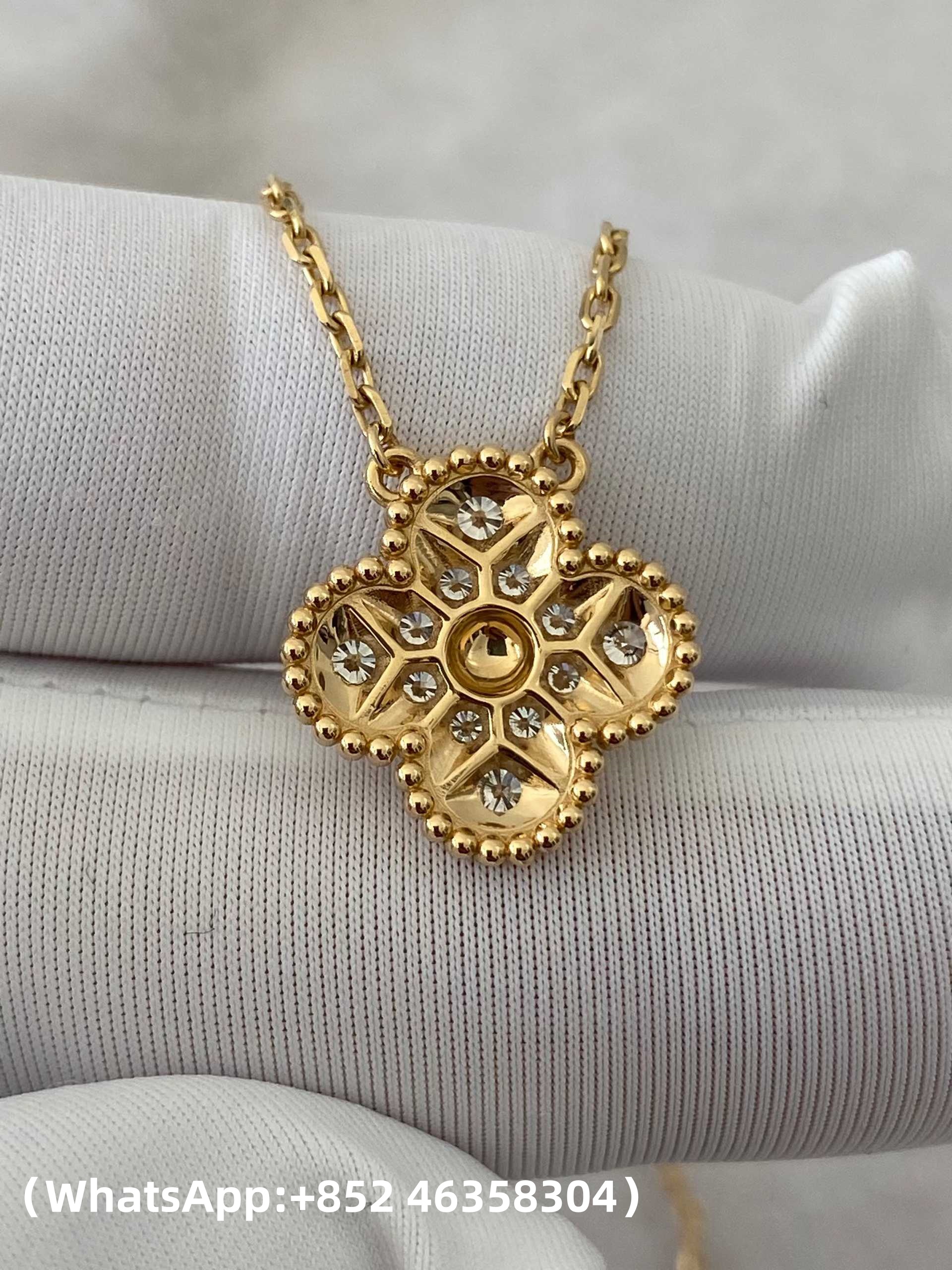 Premium 1:1 Van Cleef & Arpels Vintage Alhambra Pendant, Diamond Replica – Custom Solid 18K Yellow Gold