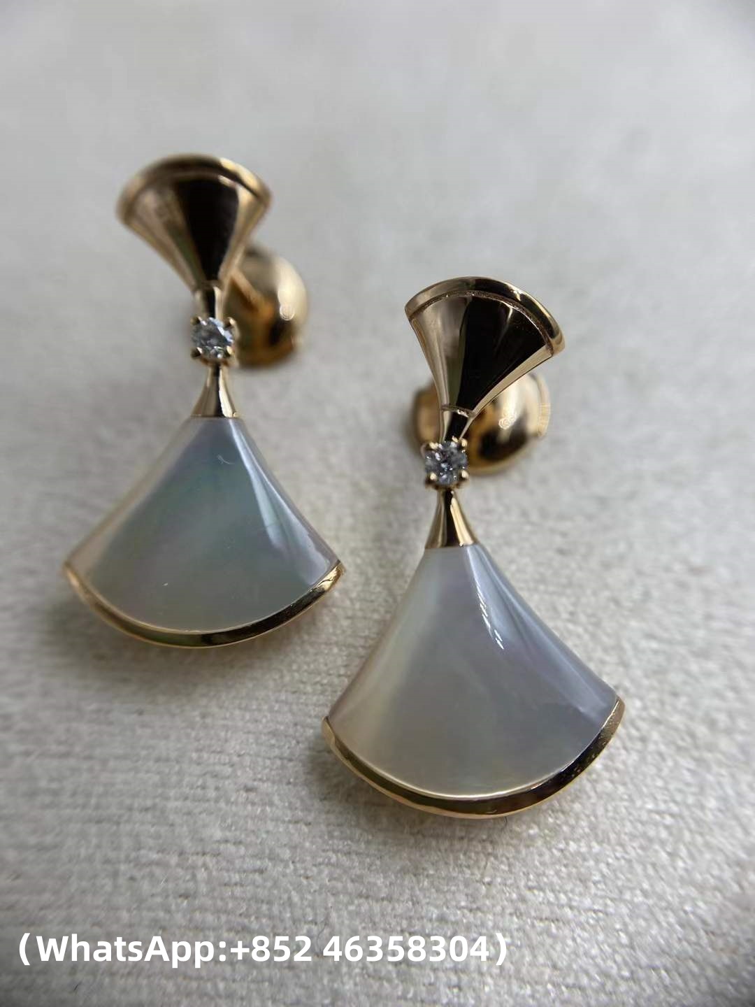 Premium 1:1 Bvlgari Divas' Dream Fan-Shaped Drop Earrings Set with Mother-Of-Pearl and a Brilliant-Cut Diamond Replica – Custom Solid 18k Rose Gold