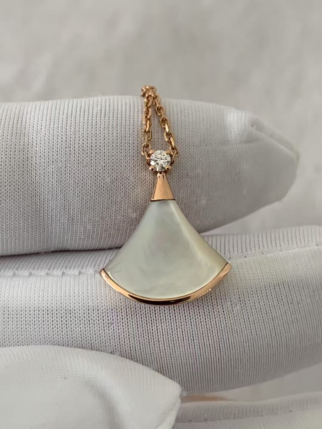 Custom Bvlgari Divas' Dream Necklace