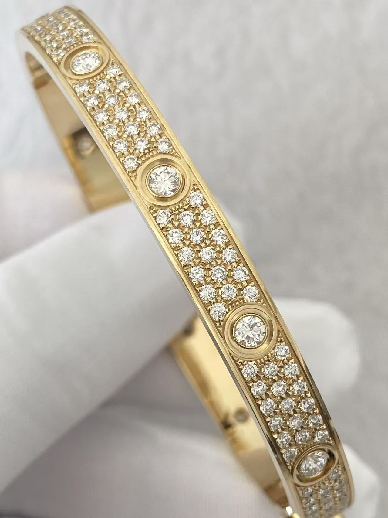 Custom Cartier LOVE Bracelet Classic Model Paved 10 Diamonds