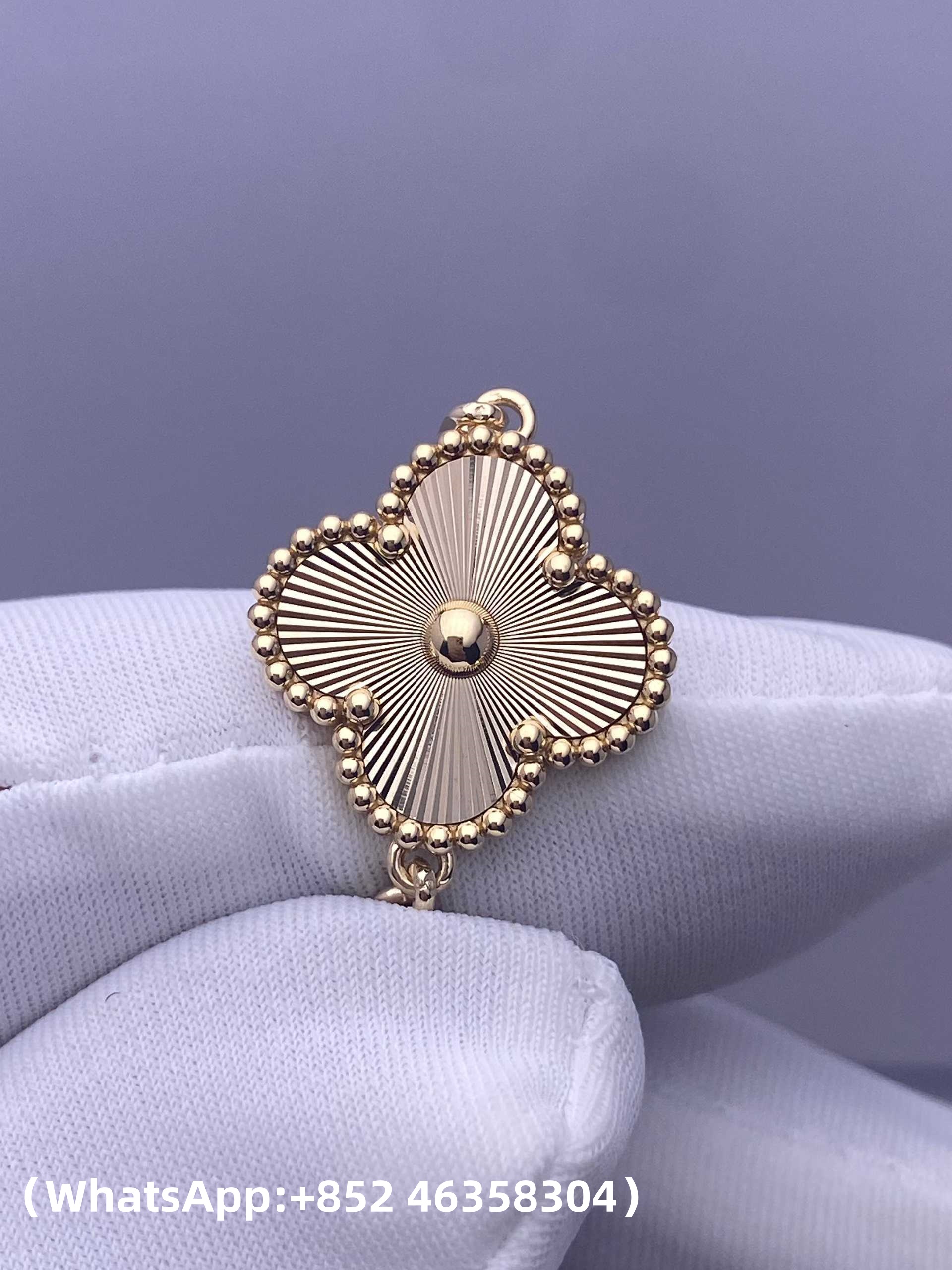 Custom Solid 18k Gold Van Cleef & Arpels Jewelry Vintage Alhambra Bracelet