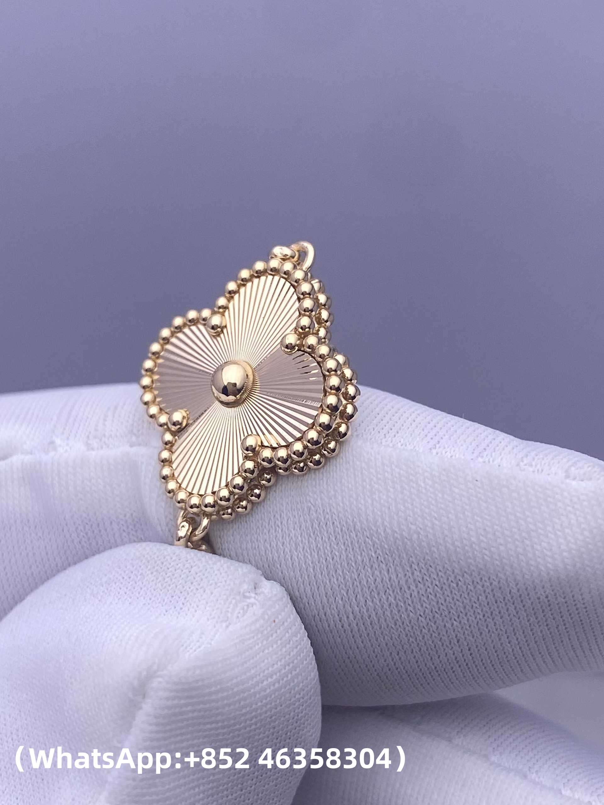 Custom Solid 18k Gold Van Cleef & Arpels Jewelry Vintage Alhambra Bracelet