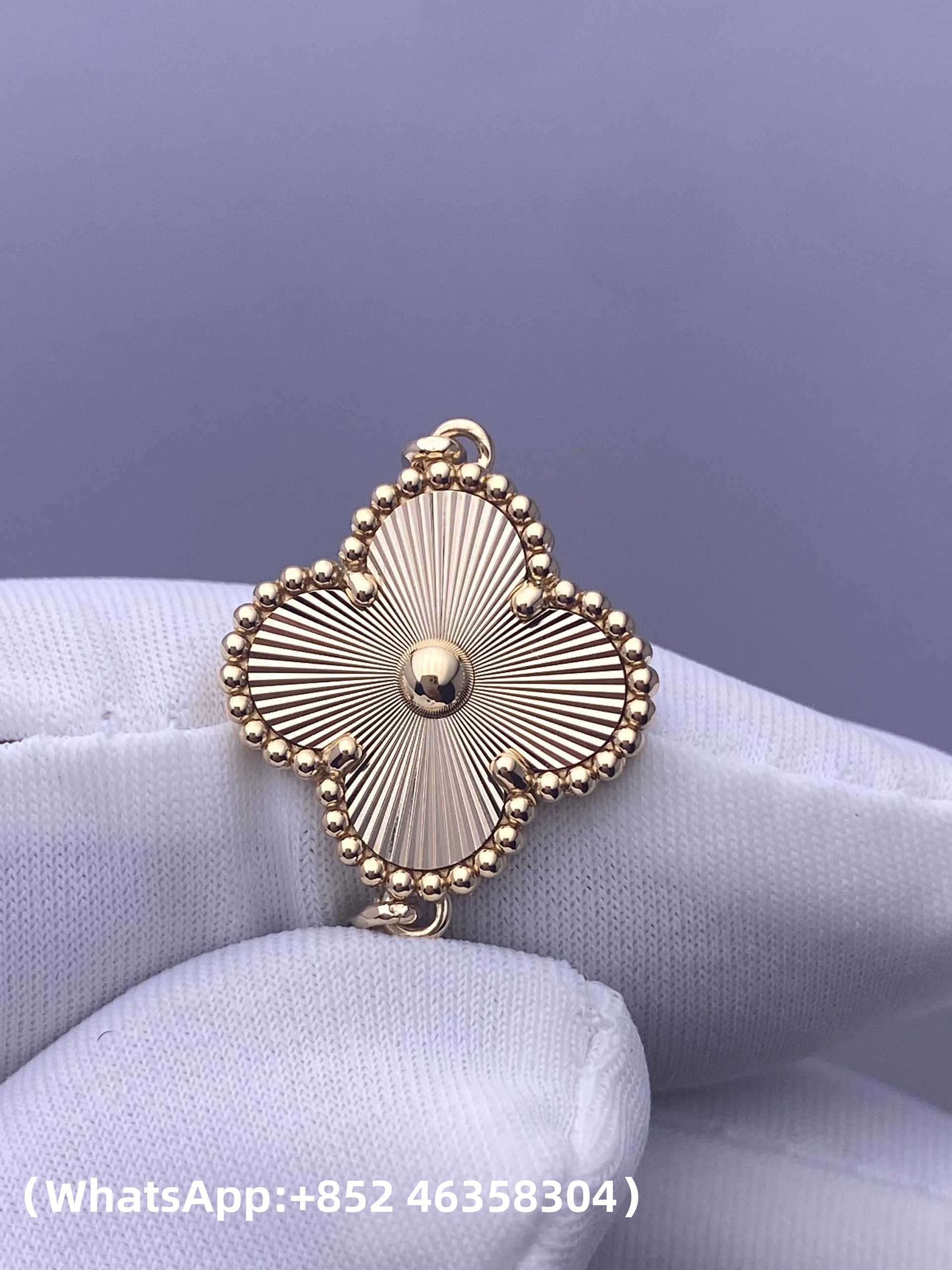 Custom Solid 18k Gold Van Cleef & Arpels Jewelry Vintage Alhambra Bracelet