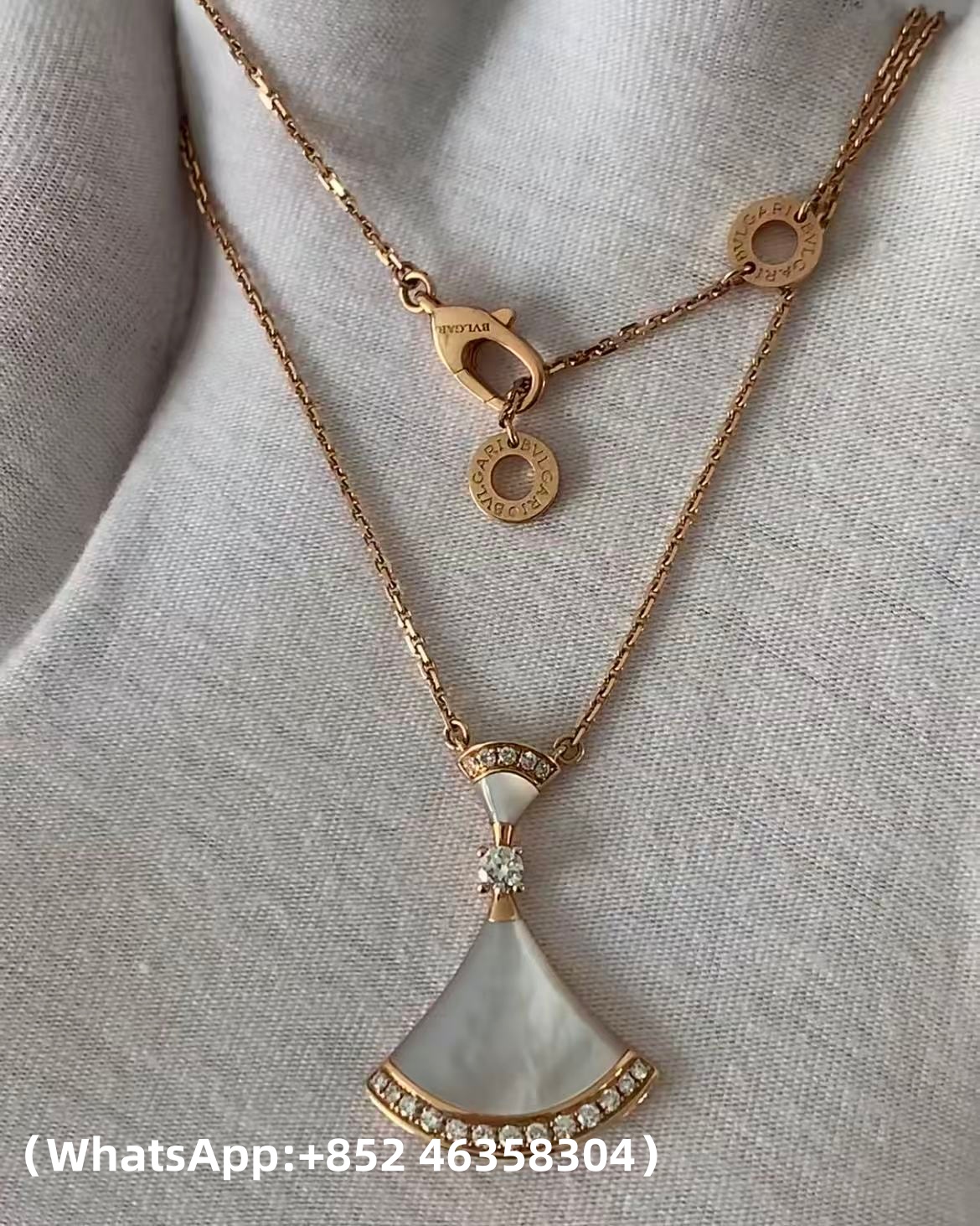 Custom Solid 18k Gold Buglari Jewelry Divas' Dream Necklace with Pendant Set with One Diamond and Carnelian