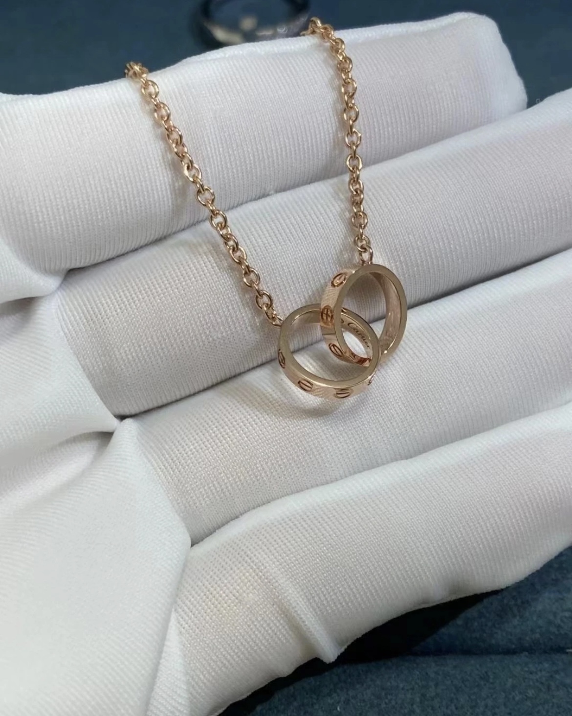 custom 18k gold jewelry Cartier LOVE Bracelet