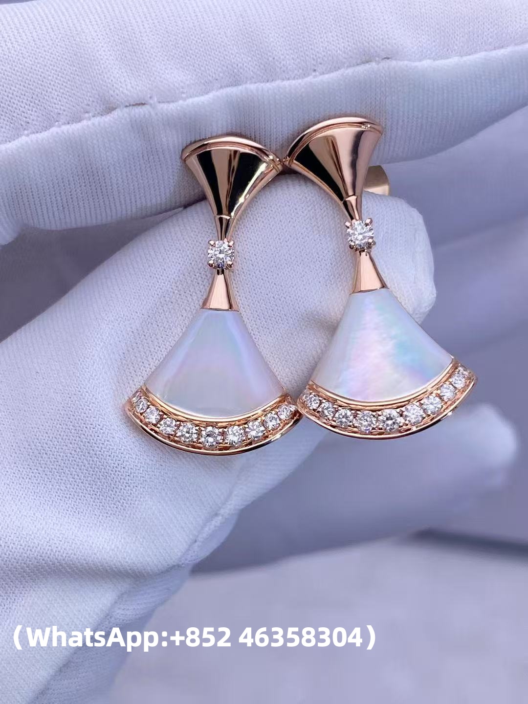 Premium 1:1 Bvlgari Divas' Dream Fan-Shaped Drop Earrings Set with Mother-of-Pearl and Brilliant-Cut Diamonds Replica – Custom Solid 18k Rose Gold