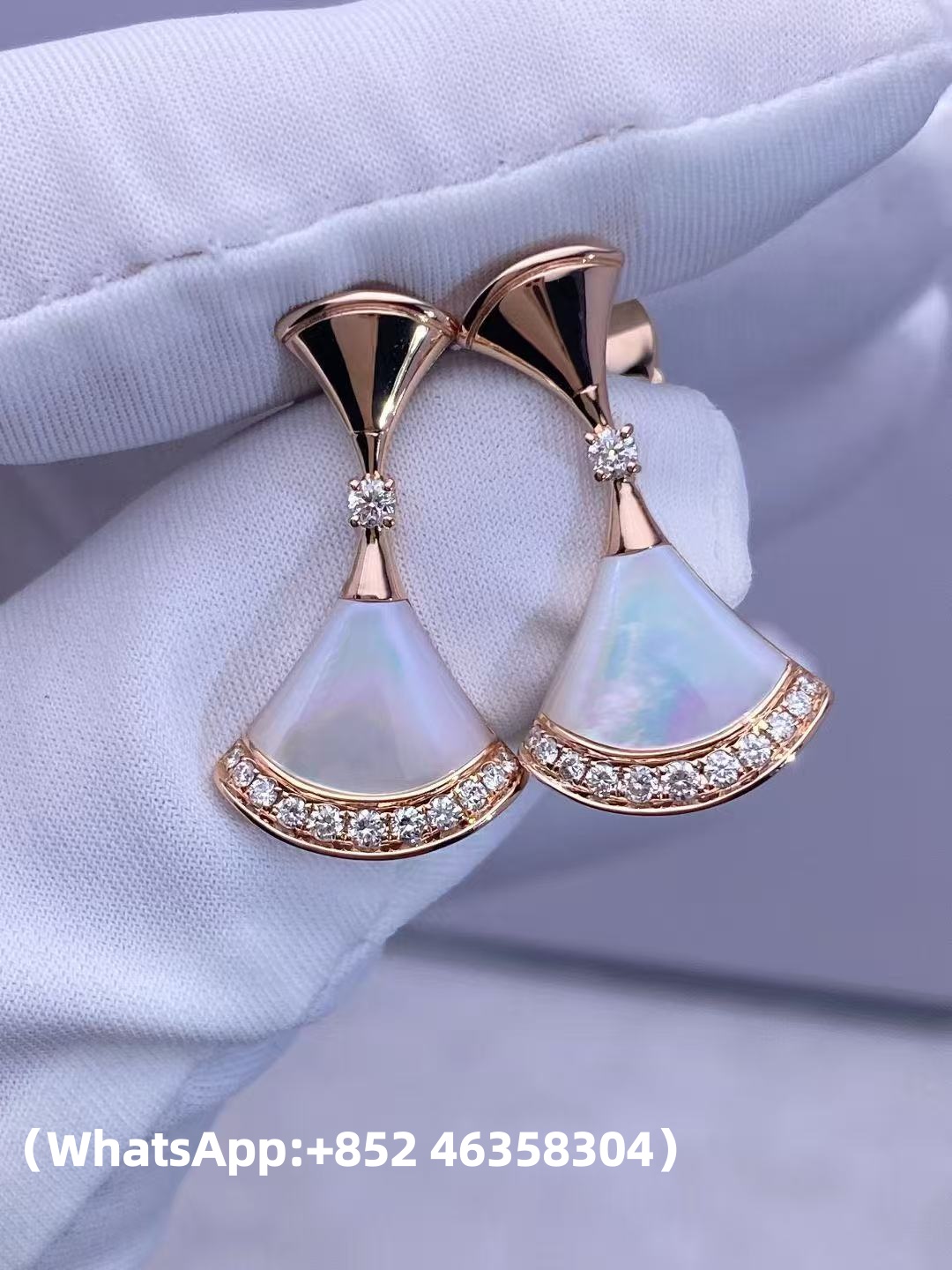Premium 1:1 Bvlgari Divas' Dream Fan-Shaped Drop Earrings Set with Mother-of-Pearl and Brilliant-Cut Diamonds Replica – Custom Solid 18k Rose Gold