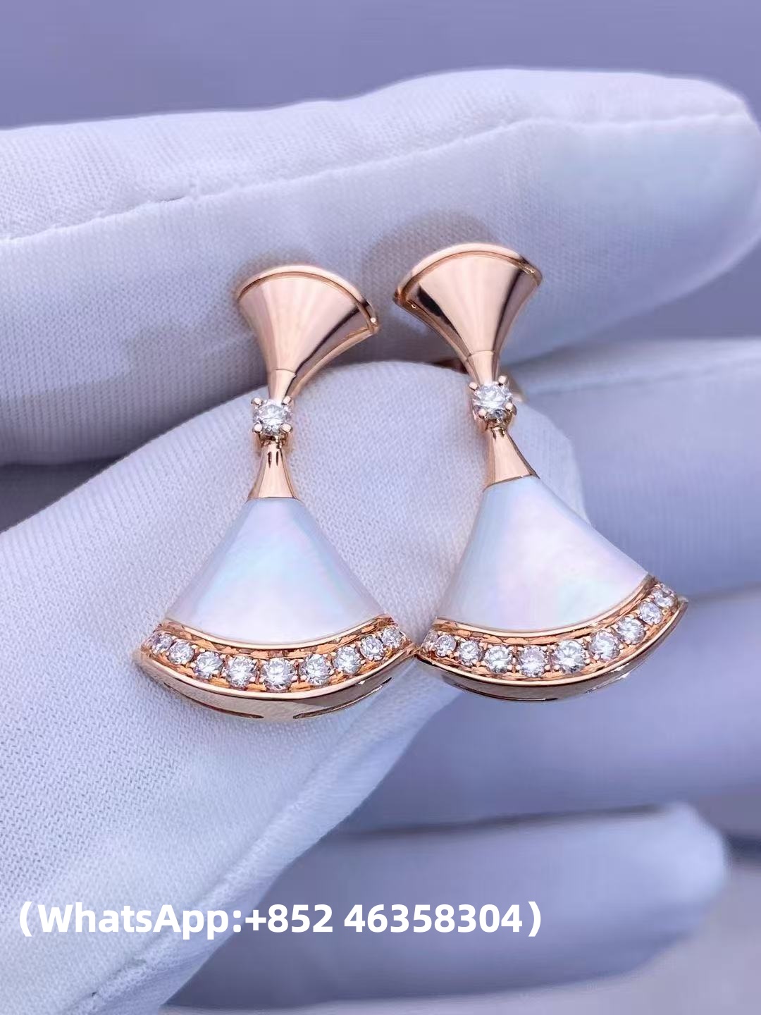 Premium 1:1 Bvlgari Divas' Dream Fan-Shaped Drop Earrings Set with Mother-of-Pearl and Brilliant-Cut Diamonds Replica – Custom Solid 18k Rose Gold